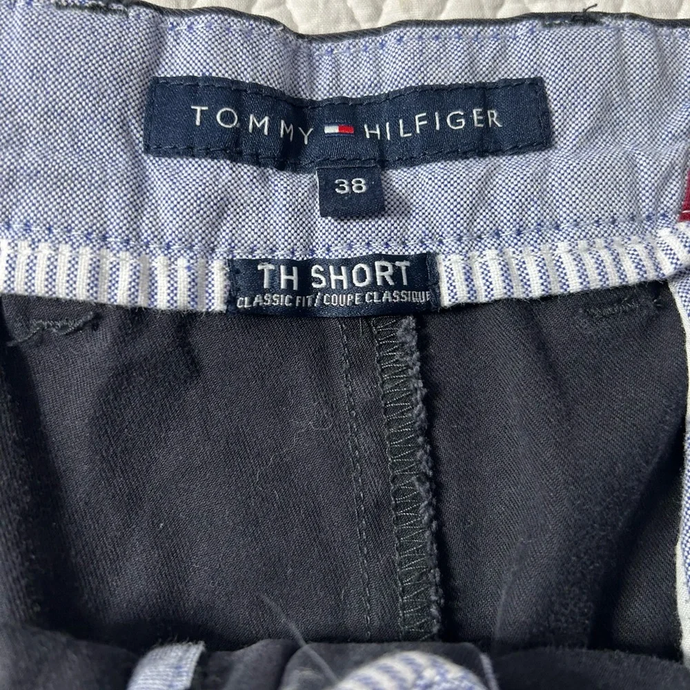 Tommy Hilfiger men’s size 38 flat front classic bit shorts‎